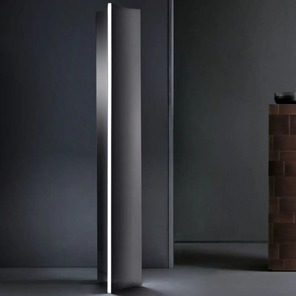 Minimalist Dimmable Metal Floor Lamp for Living Room