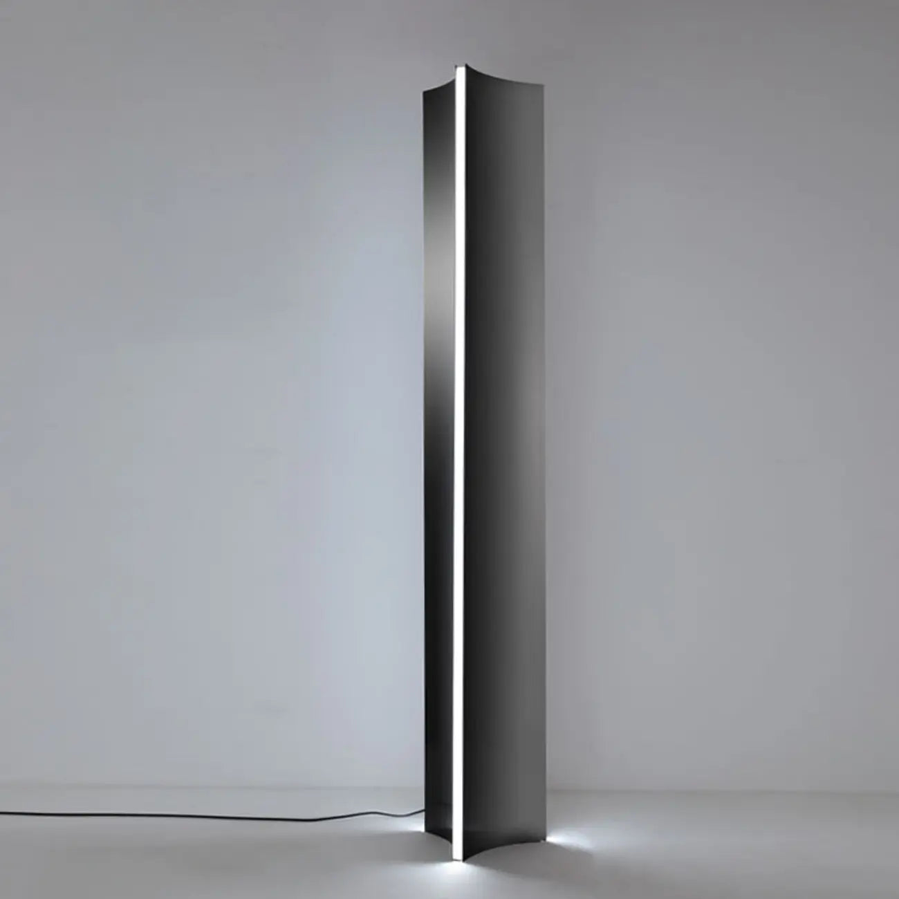 Minimalist Dimmable Metal Floor Lamp for Living Room