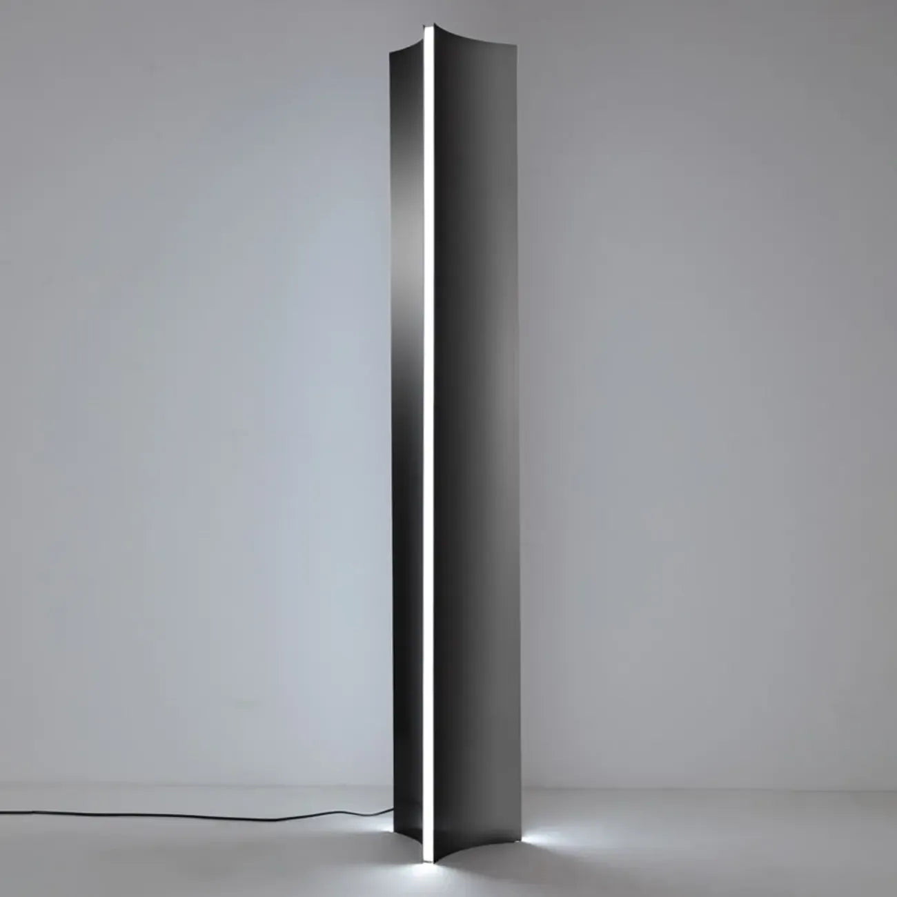 Minimalist Dimmable Metal Floor Lamp for Living Room