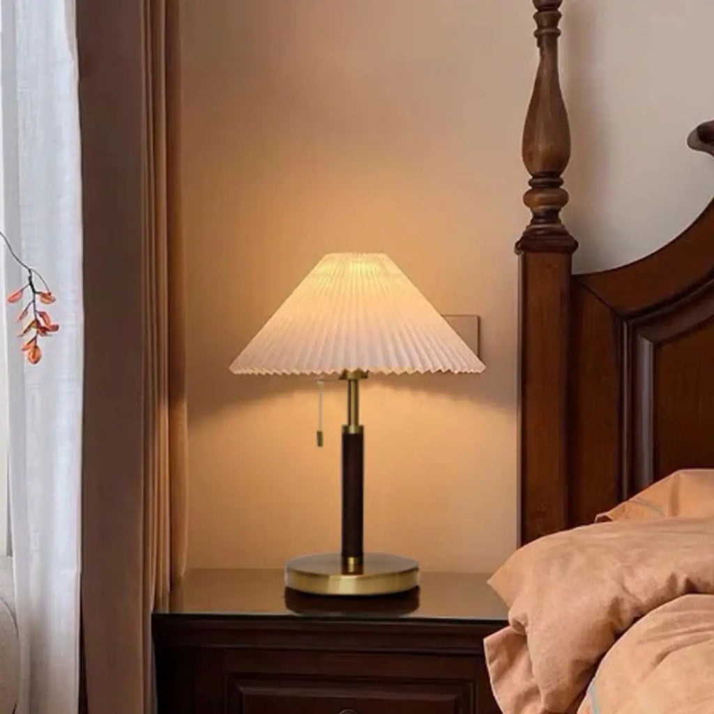 Elegant Fabric Pleated Table Lamp with Pull Chain for Bedroom
