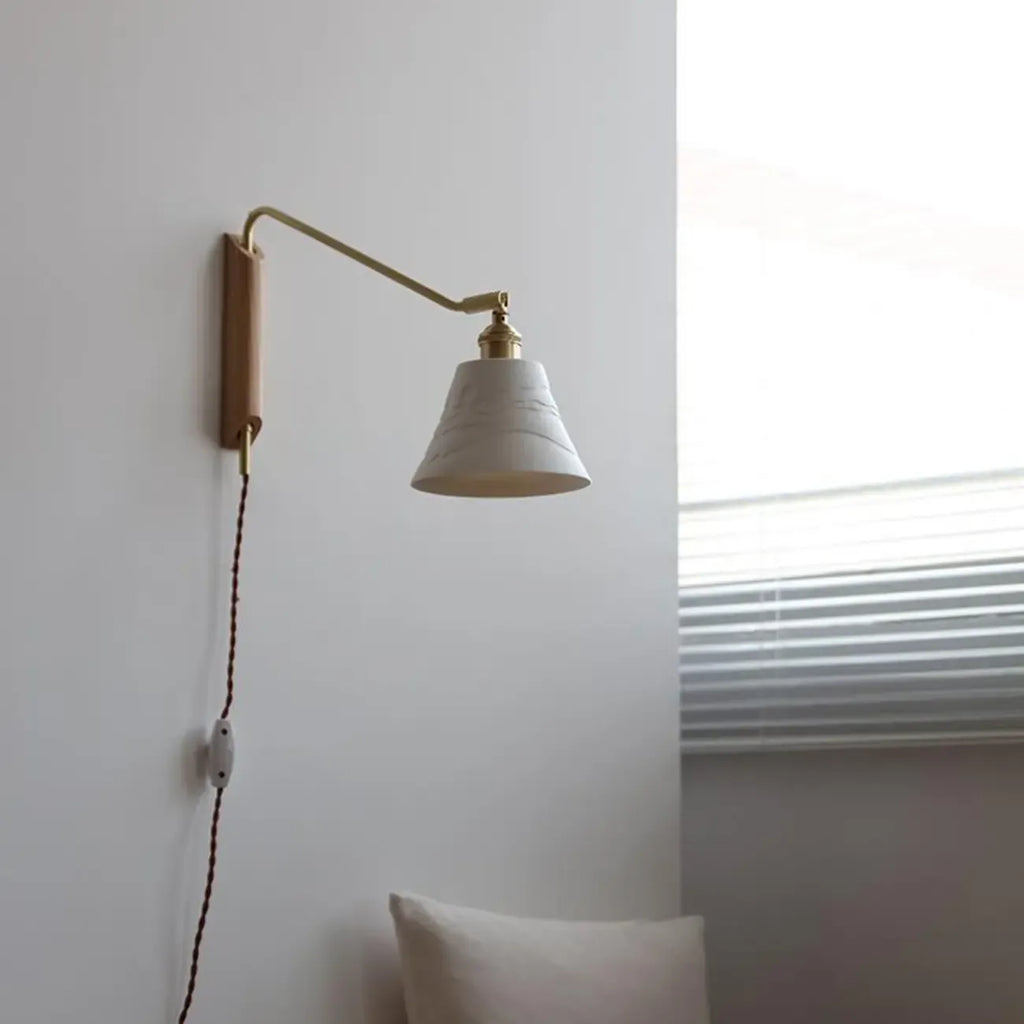 Mini Artistic Ceramic Shade Wall Light for Home Environment