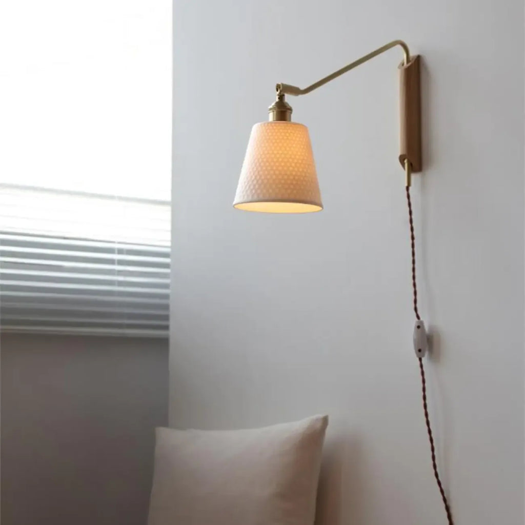Mini Artistic Ceramic Shade Wall Light for Home Environment