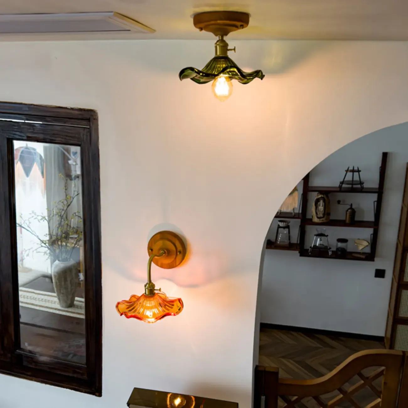 Vintage Wall Sconce with Floral Glass Shade for Indoor Space