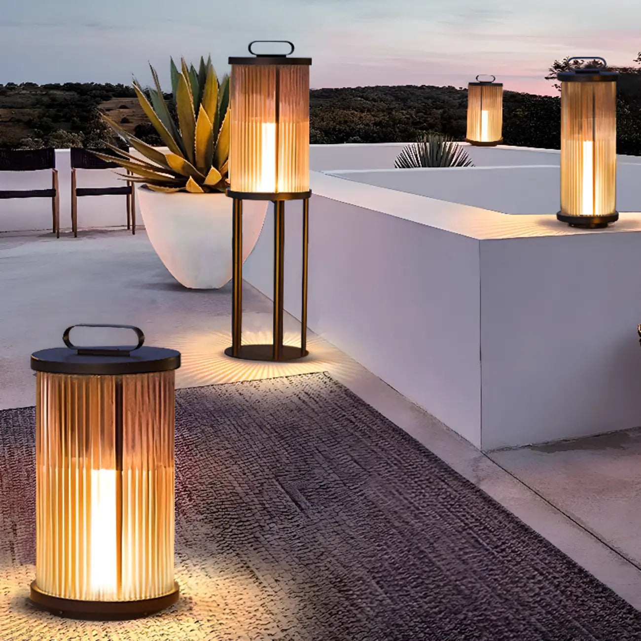 Vertical Grain Clear Glass Cylinder Post Cap Light