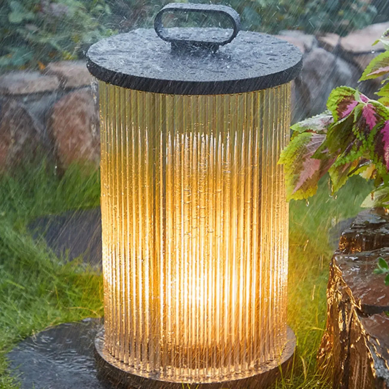 Vertical Grain Clear Glass Cylinder Post Cap Light