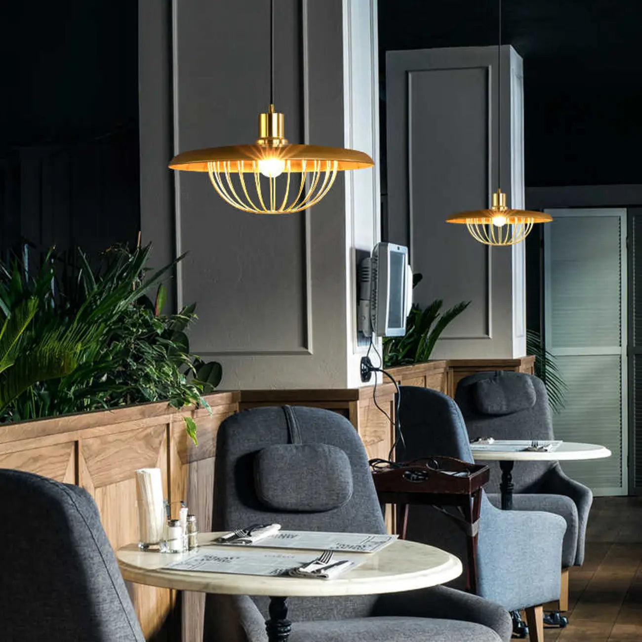 Chic Round Gold Hanging Pendant Light for Indoor