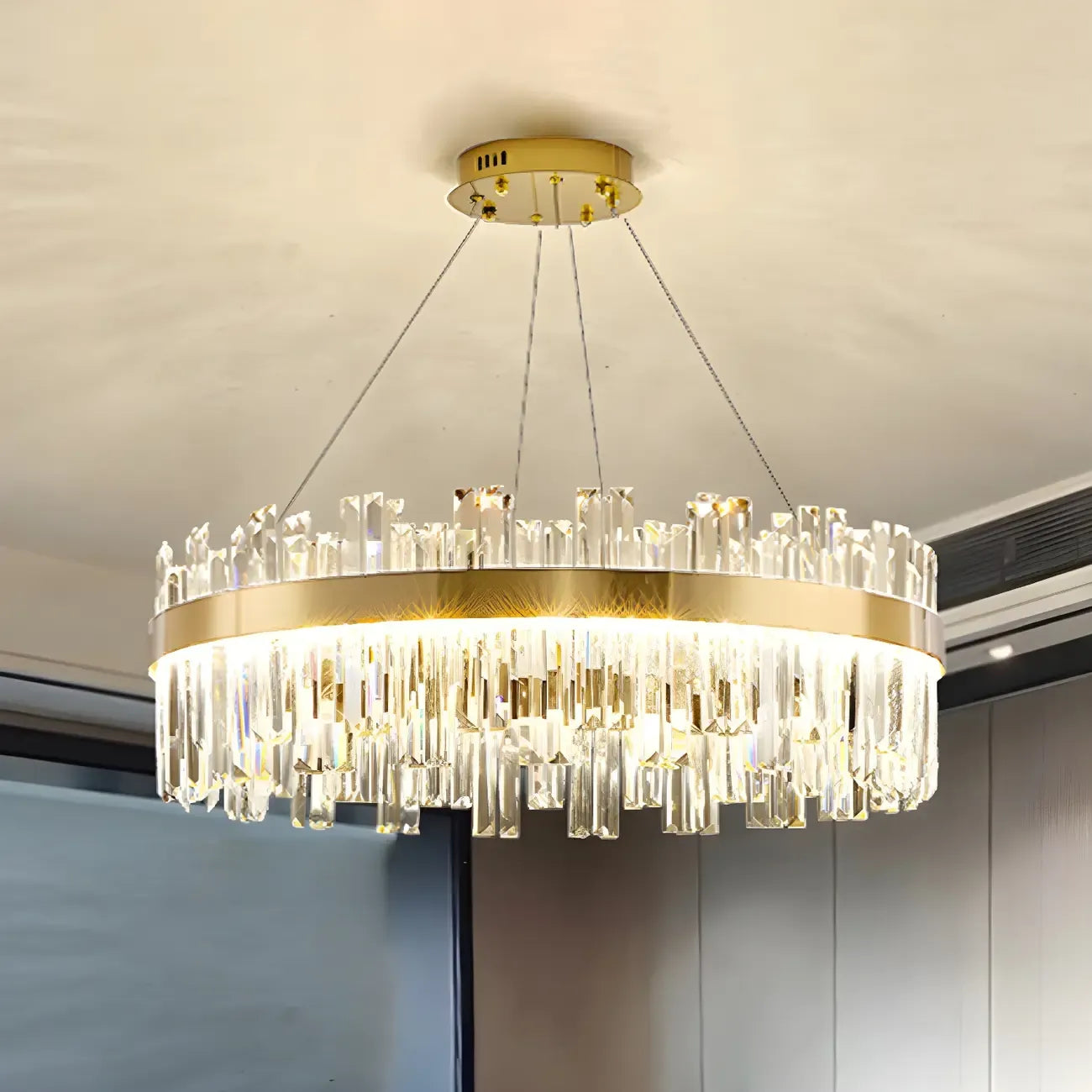 Glamorous Gold Round Crystal LED Chandelier for Living Room