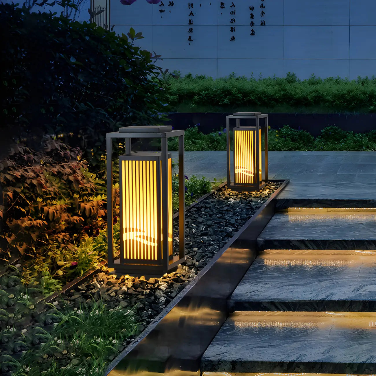 Black Metal Vertical Striped Post Cap Light